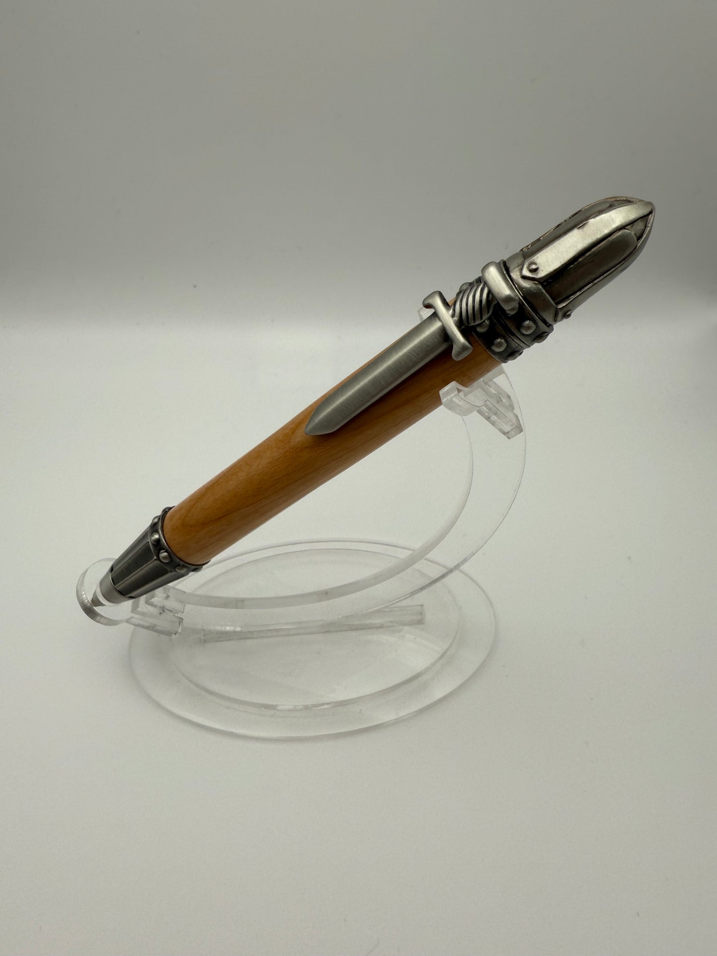Handmade Wooden Pen: Cherry Knight Pen in Pewter